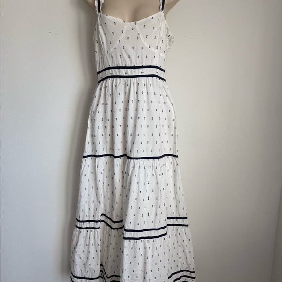 NWT $99 White and Navy Women's Flowy Maxi Dress Ruffles Boho Cut Out Size Large - Picture 4 of 7